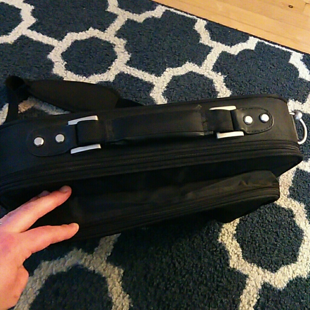 Like new Laptop case - Picture 3 of 8
